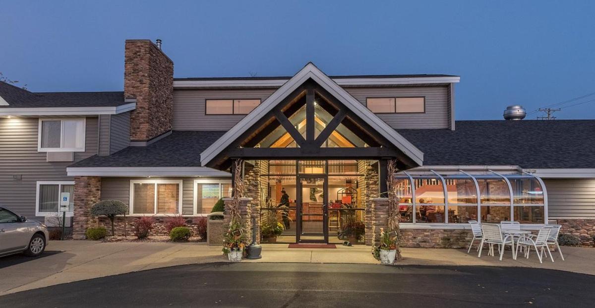 River District Hotel Prairie du Chien Exteriör bild
